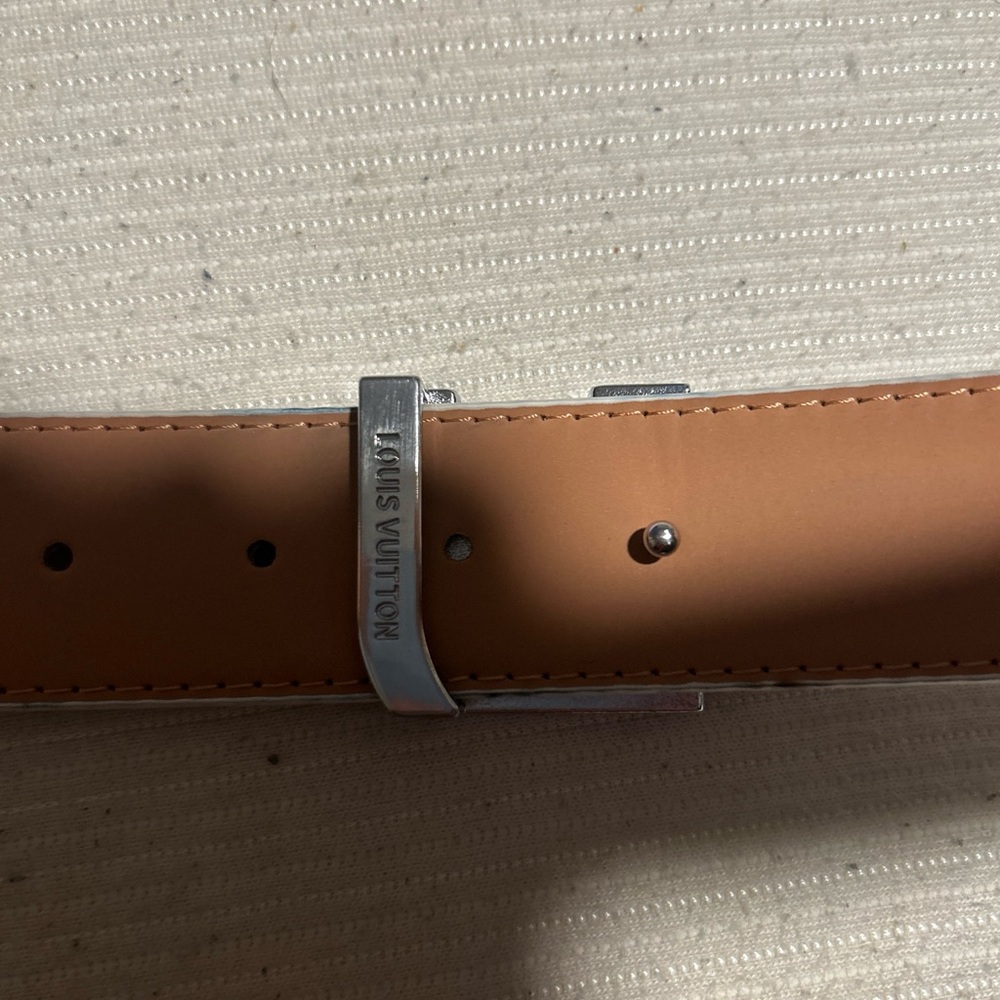 LOUIS VUITTON BELT WHITE